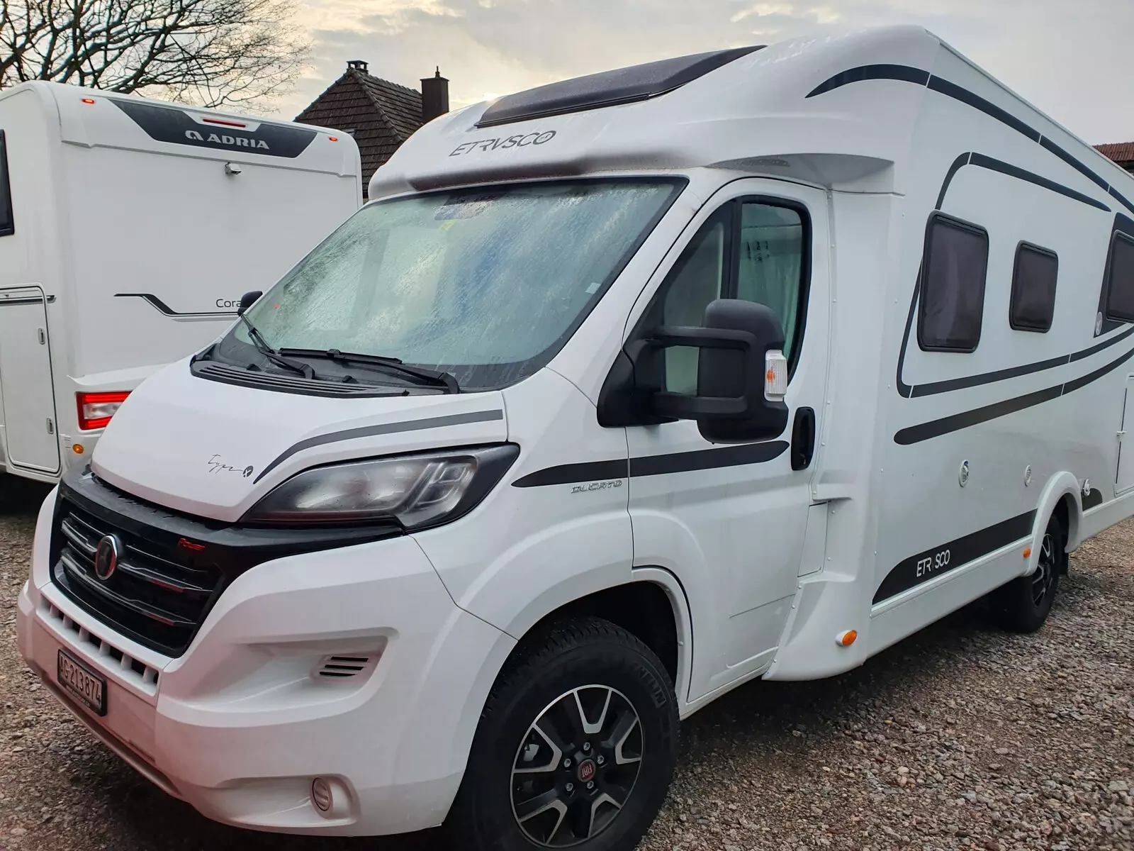 9m8fi1nYDEPAcyXDfTi56kntIhytCmrpDT8ngza4